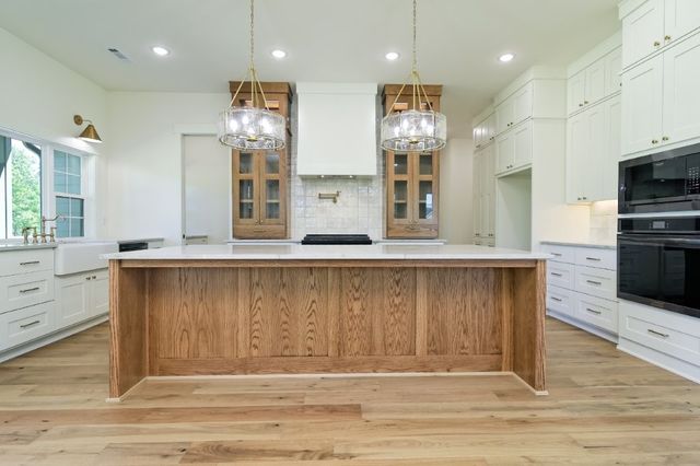 12 McDole Lane, Bella Vista, AR 72715