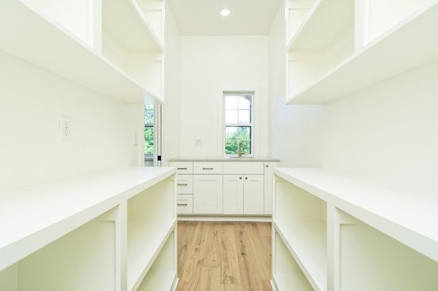 12 McDole Lane, Bella Vista, AR 72715