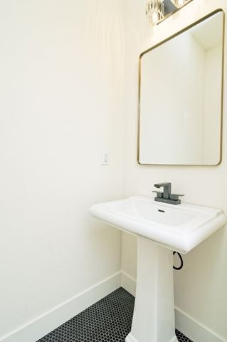 12 McDole Lane, Bella Vista, AR 72715