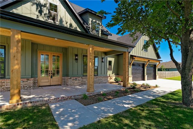 12 McDole Lane, Bella Vista, AR 72715