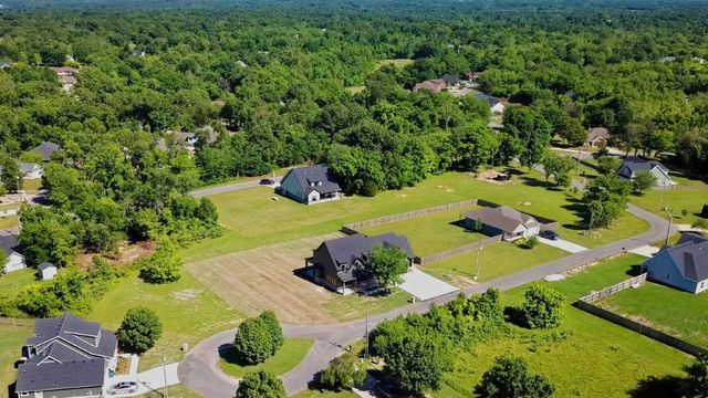 12 McDole Lane, Bella Vista, AR 72715