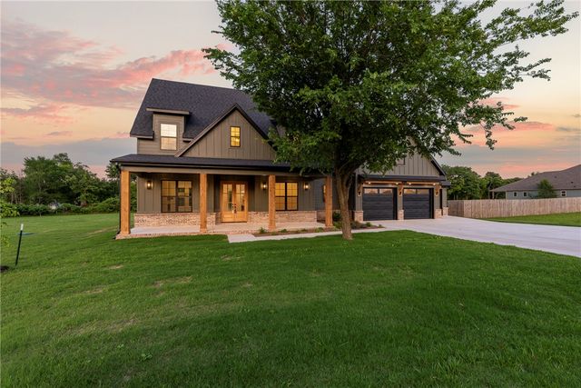 12 McDole Lane, Bella Vista, AR 72715
