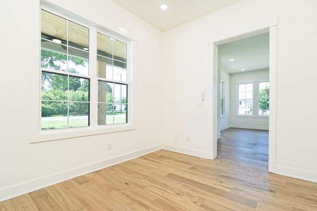 12 McDole Lane, Bella Vista, AR 72715