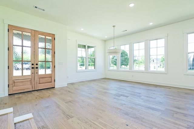 12 McDole Lane, Bella Vista, AR 72715