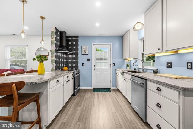 4725 FREDERICK AVE, Shady Side, MD 20764