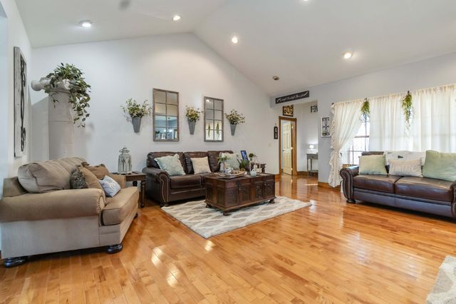 153 Otter Creek Road, Strunk, KY 42649