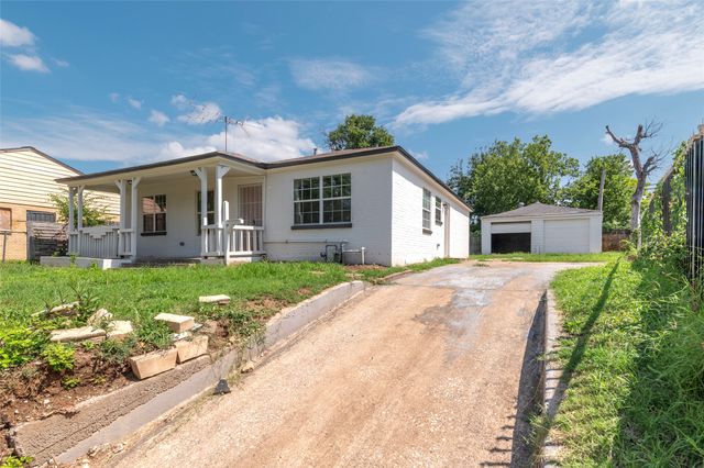 3924 Dismount Street, Dallas, TX 75211