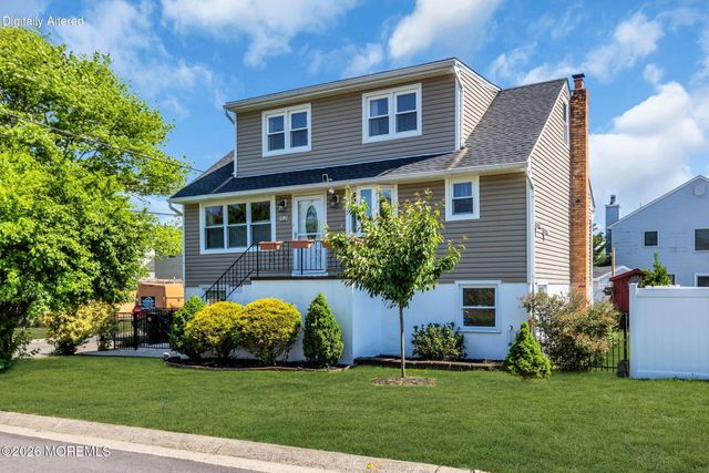 24 Taylor Avenue, North Middletown, NJ 07748