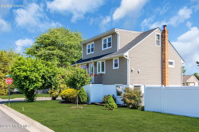 24 Taylor Avenue, North Middletown, NJ 07748