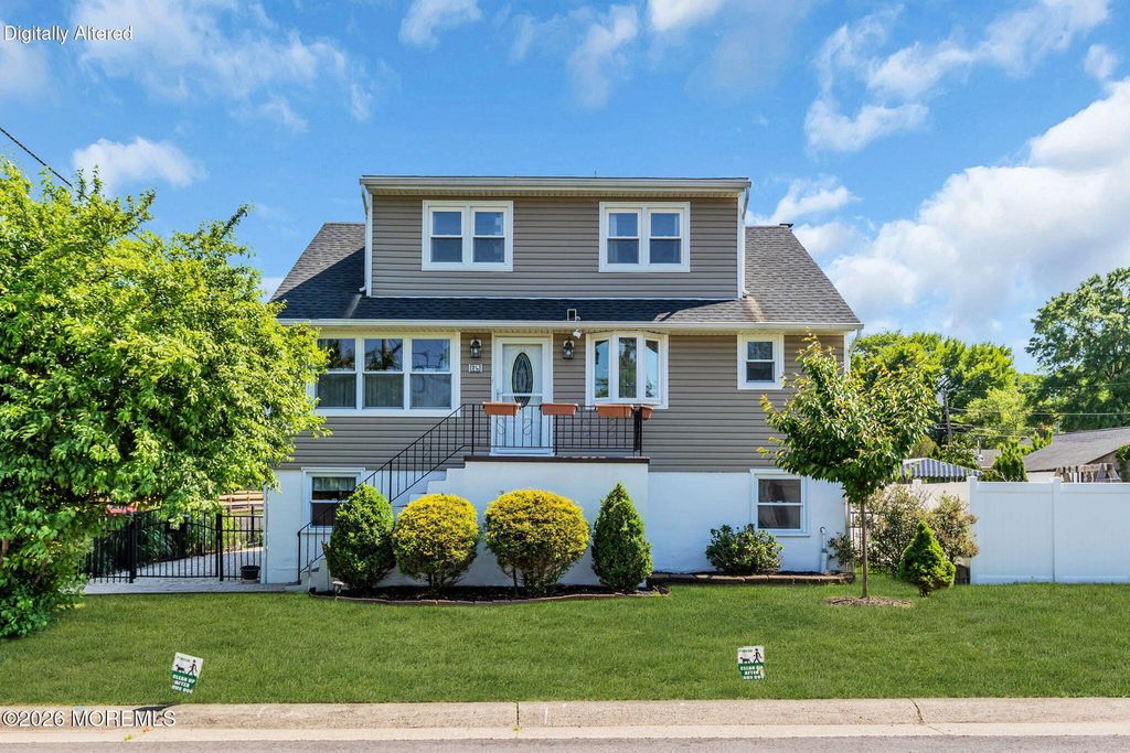 24 Taylor Avenue, North Middletown, NJ 07748