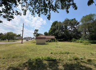 3164 Centerville Road, Vadnais Heights, MN 55127