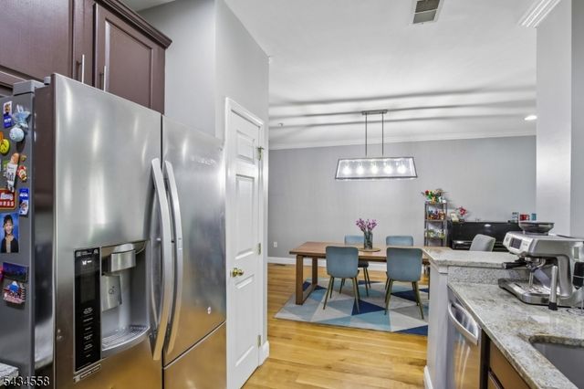 118 Donato Cir, Scotch Plains Twp., NJ 07076