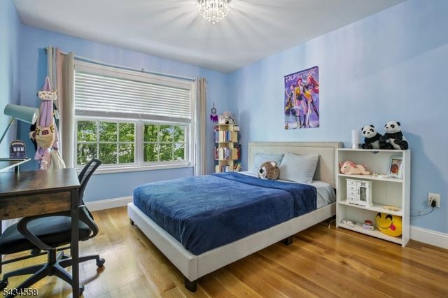 118 Donato Cir, Scotch Plains Twp., NJ 07076