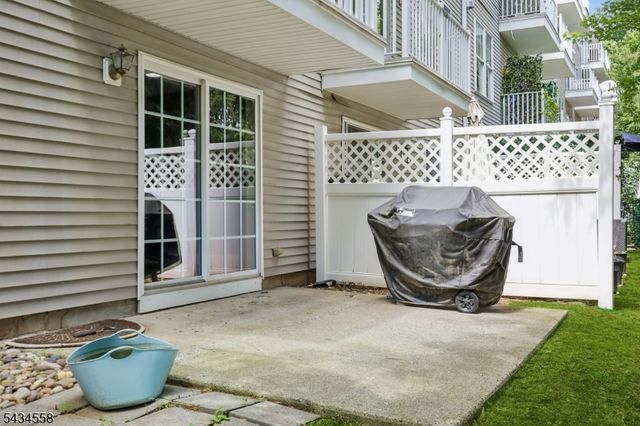 118 Donato Cir, Scotch Plains Twp., NJ 07076