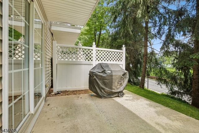118 Donato Cir, Scotch Plains Twp., NJ 07076