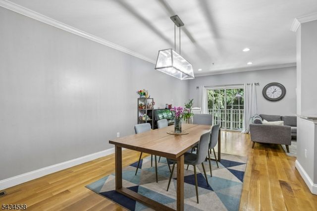 118 Donato Cir, Scotch Plains Twp., NJ 07076