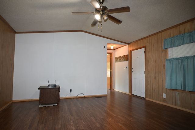 406 Park Street, Kappa, IL 61738
