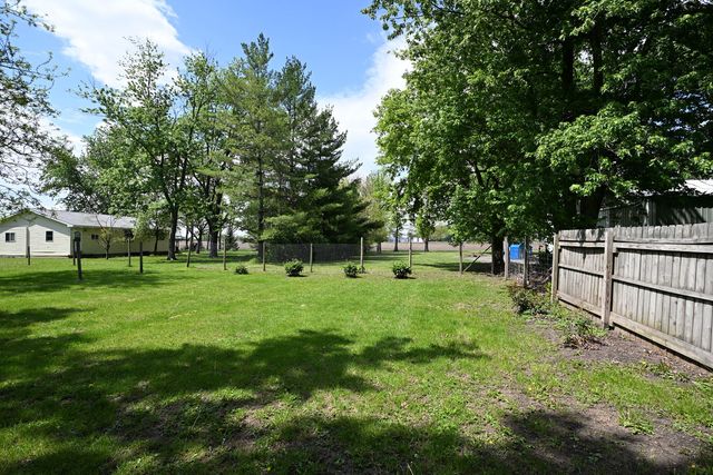 406 Park Street, Kappa, IL 61738