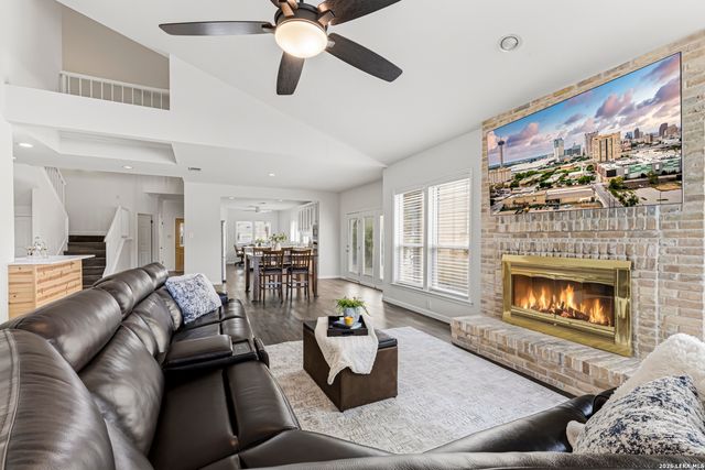 642 S Birdsong, San Antonio, TX 78258