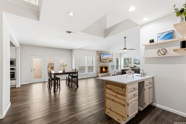 642 S Birdsong, San Antonio, TX 78258