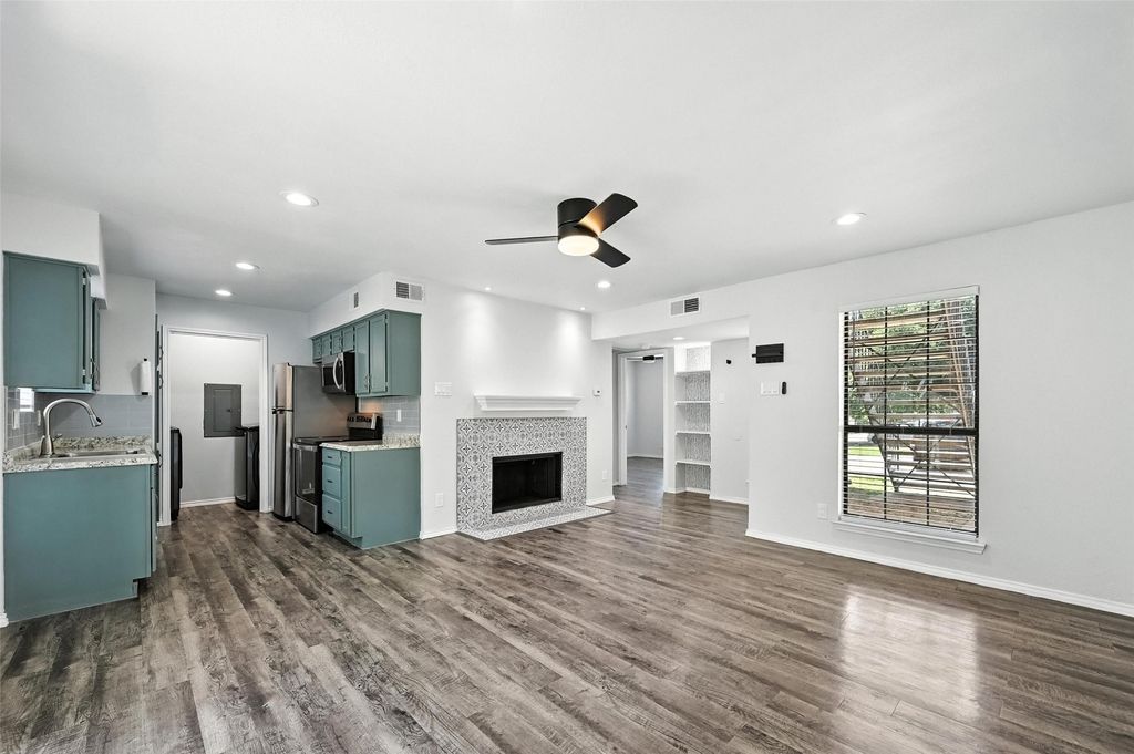 5801 Lake Hubbard Parkway, Garland, TX 75043