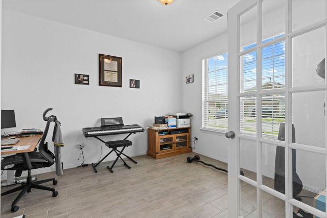 9658 Caney Trails Road, Conroe, TX 77303