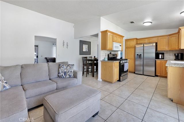 1638 Windsor Street, San Bernardino, CA 92407