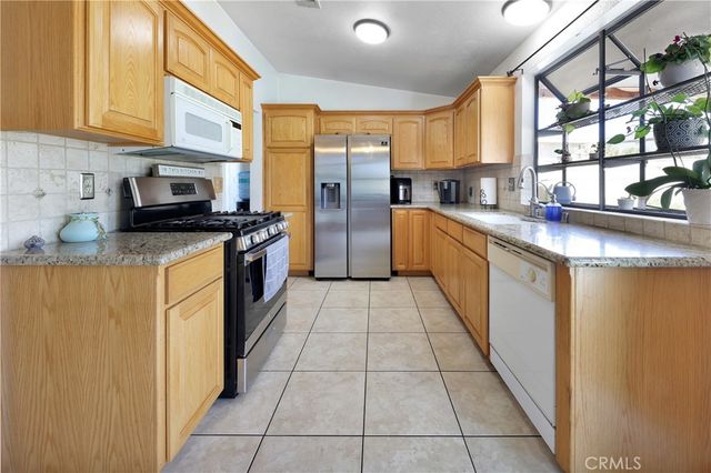 1638 Windsor Street, San Bernardino, CA 92407