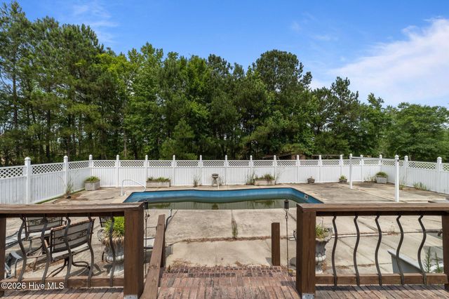 20470 Seven Creeks Highway, Tabor City, NC 28463