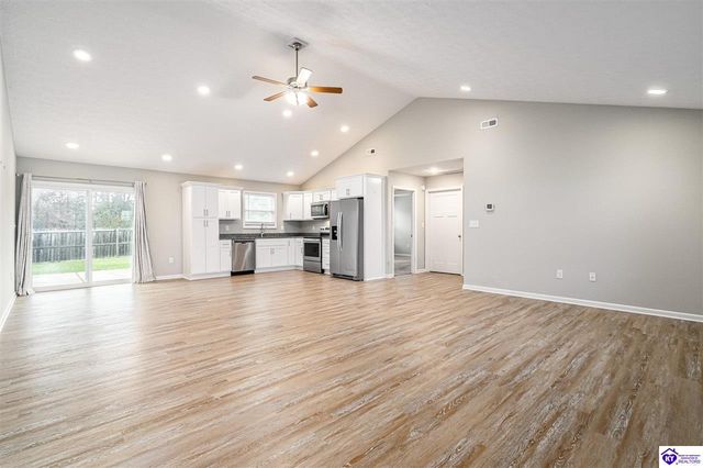 158 Captiva Court, Elizabethtown, KY 42701