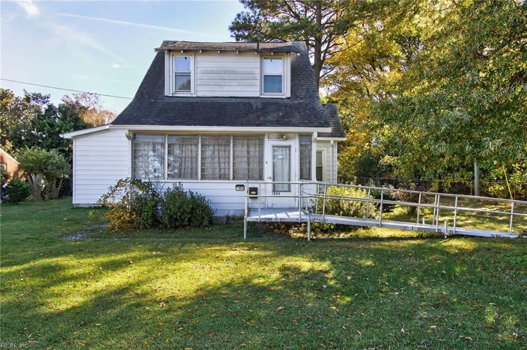 1504 E Pembroke AVE, Hampton, VA 23663
