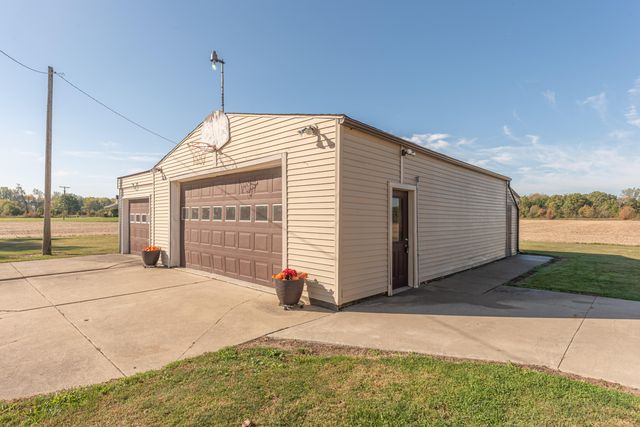 11860 N County Line Highway, Macon Twp, MI 49229