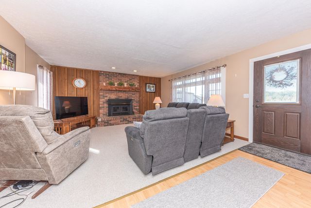 11860 N County Line Highway, Macon Twp, MI 49229