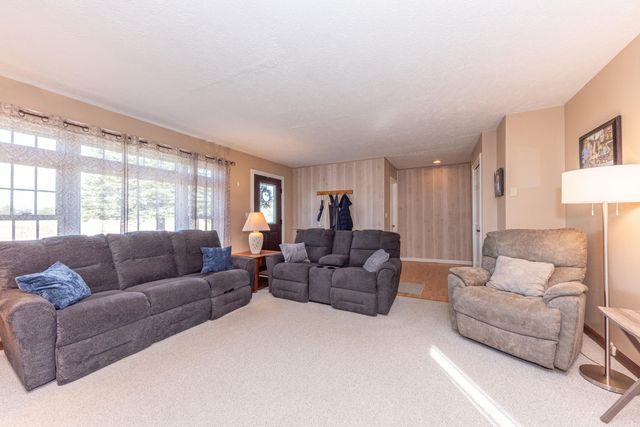 11860 N County Line Highway, Macon Twp, MI 49229