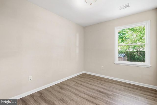 10302 LEAVELLS RD, Fredericksburg, VA 22407