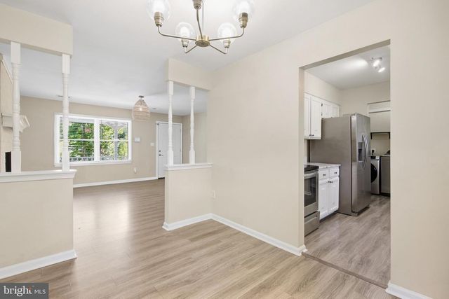 10302 LEAVELLS RD, Fredericksburg, VA 22407