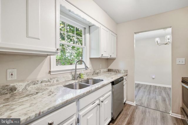 10302 LEAVELLS RD, Fredericksburg, VA 22407