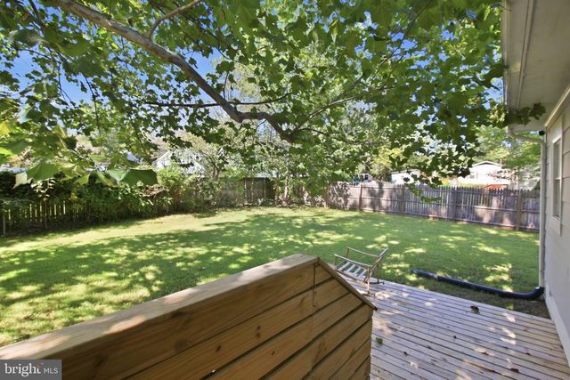 10302 LEAVELLS RD, Fredericksburg, VA 22407