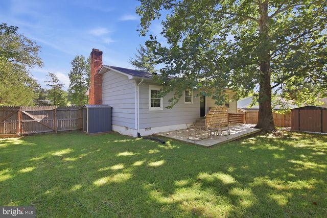 10302 LEAVELLS RD, Fredericksburg, VA 22407
