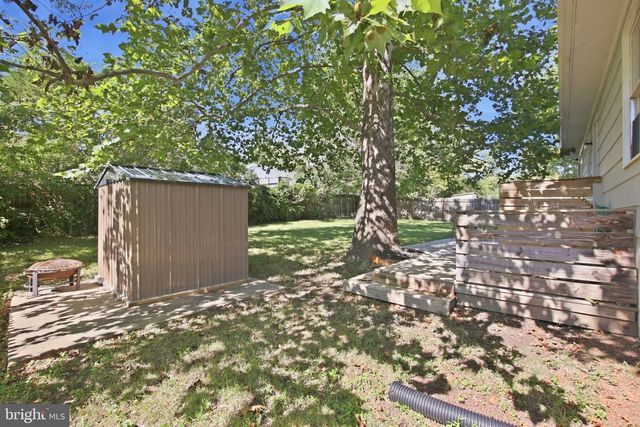 10302 LEAVELLS RD, Fredericksburg, VA 22407