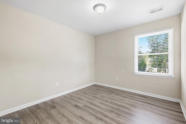 10302 LEAVELLS RD, Fredericksburg, VA 22407