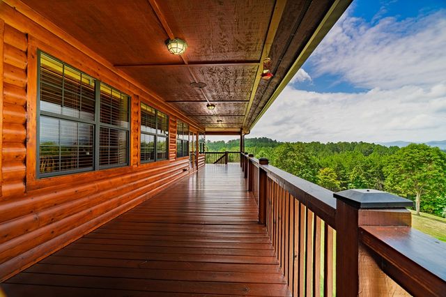 156 Pine View Lane, Copperhill, TN 37317