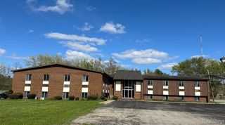 25140 Lahser Road, Southfield, MI 48033