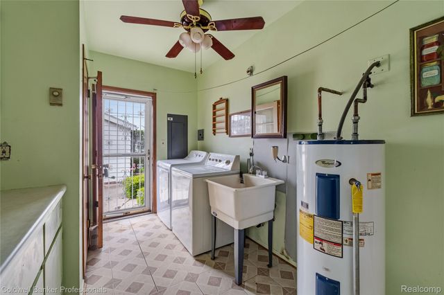 14831 Dasher Avenue, Allen Park, MI 48101