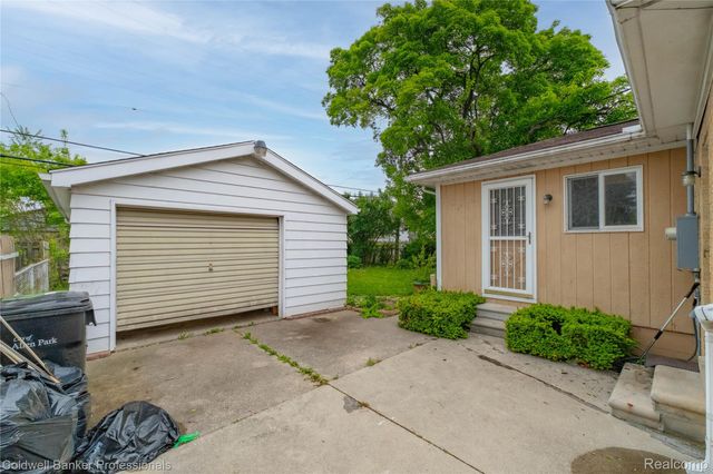 14831 Dasher Avenue, Allen Park, MI 48101