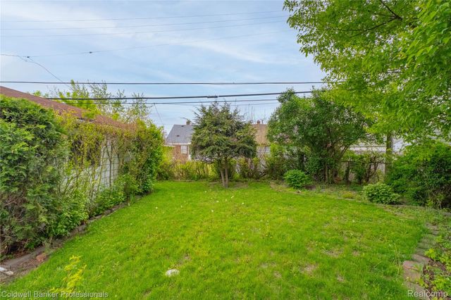 14831 Dasher Avenue, Allen Park, MI 48101
