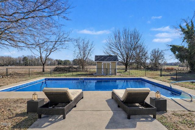 7104 Nc 210 N, Angier, NC 27501