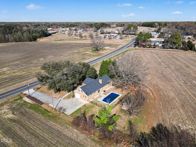 7104 Nc 210 N, Angier, NC 27501