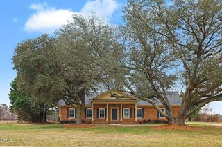 7104 Nc 210 N, Angier, NC 27501