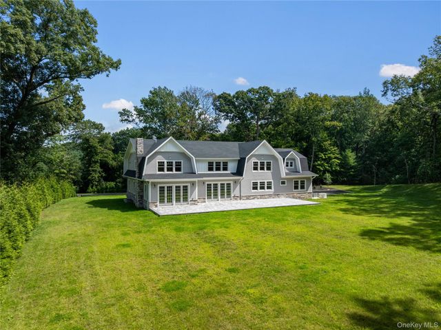 541 Split Rock Road, Syosset, NY 11791